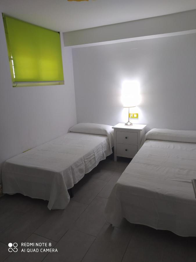 Apartamento En Primera Linea De Playa Sanlucar de Barrameda Luaran gambar