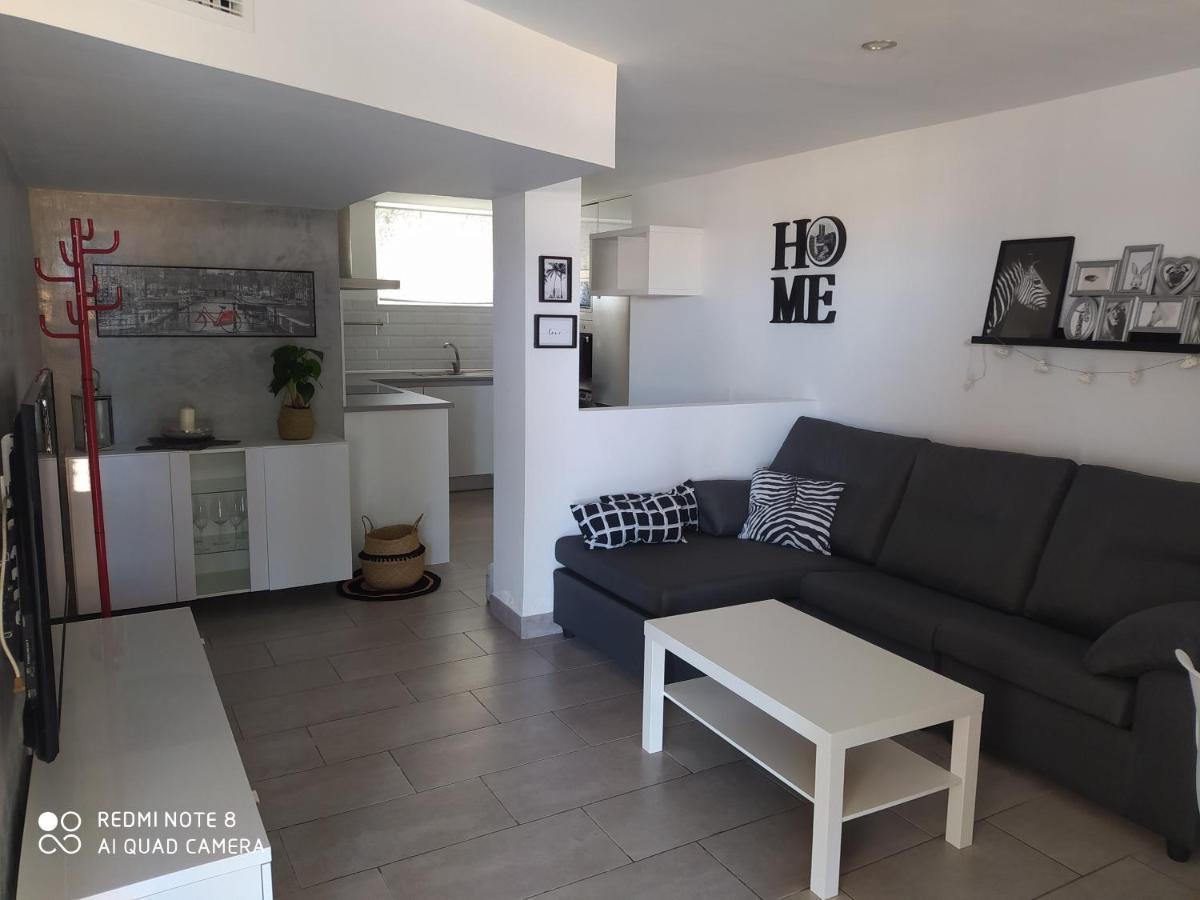 Apartamento En Primera Linea De Playa Sanlucar de Barrameda Luaran gambar